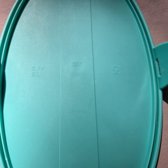 Vintage Tupperware 21 Cup Millenium Cereal Dry Storage Container With 4001A-4Lid - Picture 5 of 5